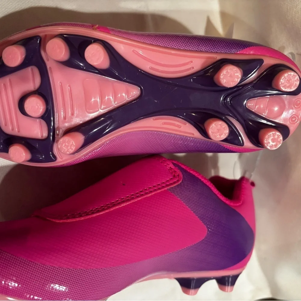 Carters Toddler Girl Soccer Sport Cleats - Pink NWT ⚽️